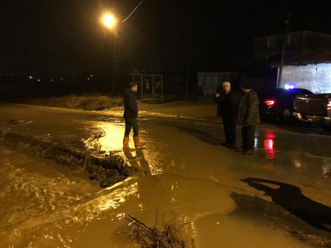 Başkan Yüksel Gece Yarısı Çalışmaların Başında Yer Aldı