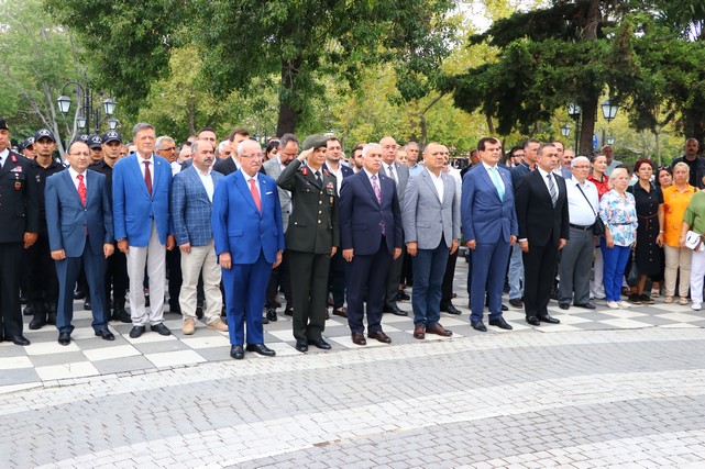 Atatürk'ün Tekirdağ'a Gelişi ve Harf İnkılabı'nın İlk Kez Uygulanışının 94. Yıl Dönümü Törenle Kutlandı