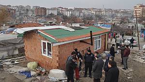 Baskın Sırasında Uyuşturucuları Sobada Yaktı