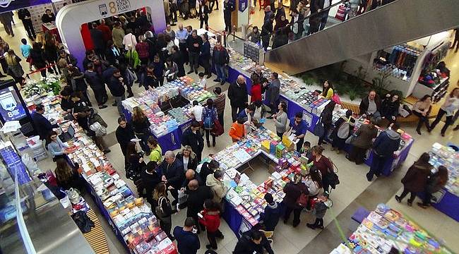 Kitap Fuarı Hafta Sonu Dev İsimleri Ağırlayacak