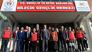 Bilecik Valisi Şentürk, Gençlik Liderleriyle Buluştu