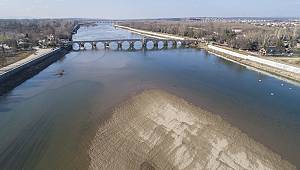 Edirne'de Kurak Geçen Kış Çiftçiyi Endişelendiriyor