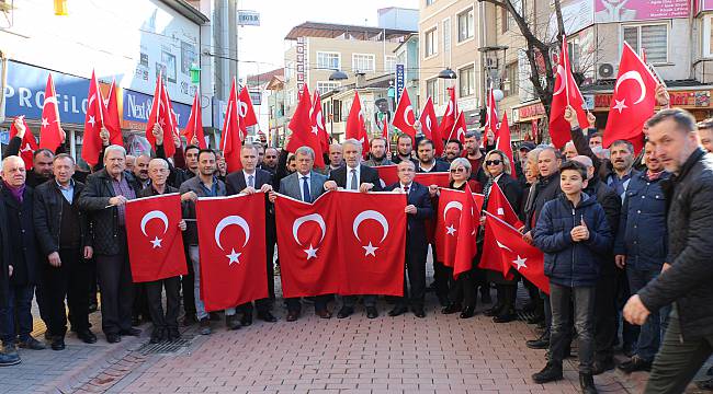 İş Adamları Türk Bayrağına Yapılan Saygısızlığa Tepki Gösterdi