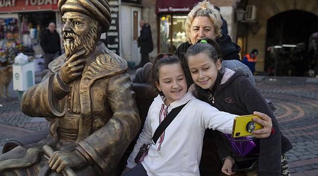 Mimar Sinan Heykelinin Yer Aldığı Fotoğraf Çekim Noktası Kuruldu