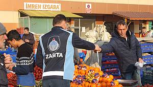 Keşan'da Pazarda Tezgah Açan Esnafa Maske ve Eldiven Dağıtıldı