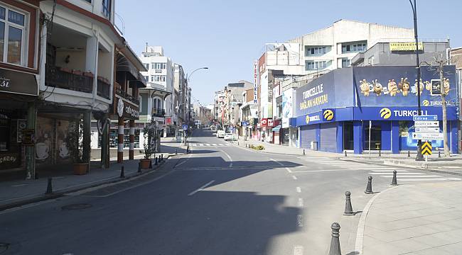 Tekirdağ'da Yasağın Ardından Cadde ve Sokaklarda Sessizlik Hakim