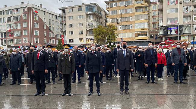 Büyük Önder Atatürk'ü Anıyoruz