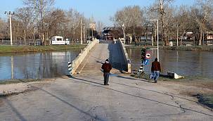 Tunca Nehri Yatağına Dönmeye Başladı