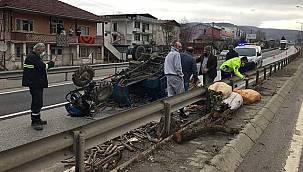 Sakarya'da Tarım Aracı Devrildi, 1 Yaralı