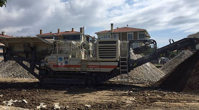 Belediyenin İş Makinesini Çaldılar