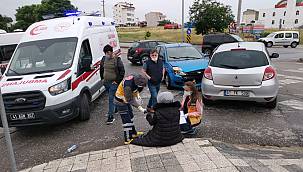 Kocaeli'de İki Otomobil Çarpıştı, 1 Yaralı