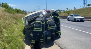 Sağ Şeritte Arıza Yapan Tankere Arkadan Çarptı, 1 Yaralı