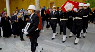 Şehit Polis Memurunun Cenazesi Edirne'de Toprağa Verildi