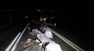 Tırdan Dökülen Alüminyum Çubuklar Trafiği Aksattı