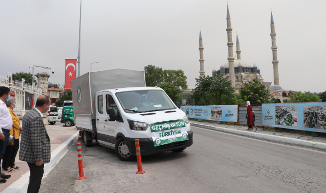 Edirnelilerin Desteğiyle 3 Kamyonet Yardım Malzemesi Yangın Bölgelerine Gönderildi