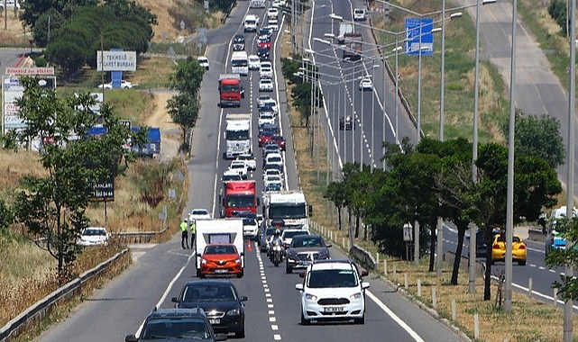 Yola Çıkacaklar Dikkat! Tatil Yoğunluğu Başladı