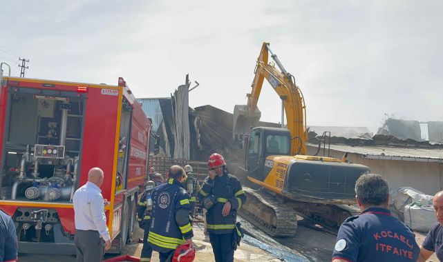 Isı yalıtım malzemeleri fabrikasında yangın