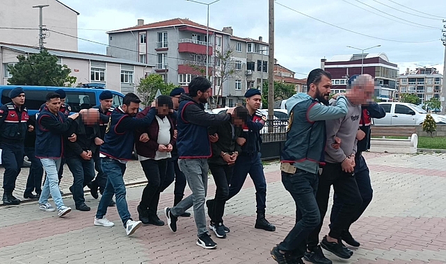 Fuhuş Operasyonunda 4 Kişi Tutuklandı!