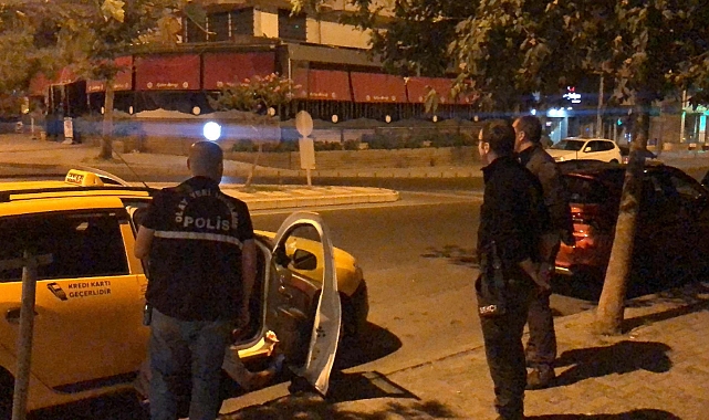 Sokak Düğününde Yolu Kapatma Kavgasında Taksici Öldü, Oğlu Yaralı