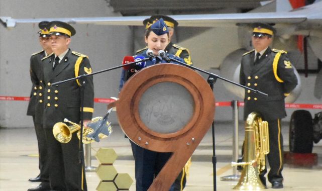 Eğitimini birincilikle tamamlayan Hava Pilot Üsteğmen Geyik, 'Savaşan Şahinler'in gururu oldu