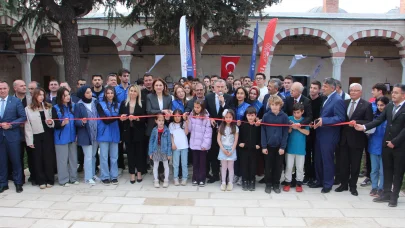 Bakan Bak: Uyuşturucu gibi kötü alışkanlıklardan gençlerimizin uzak durmasını istiyoruz