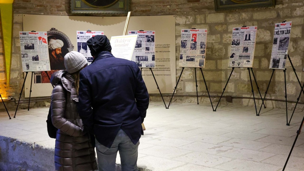 Çanakkale Deniz Müzesi’nde 'Dedeler ve Torunları' sergisi ziyarete açıldı