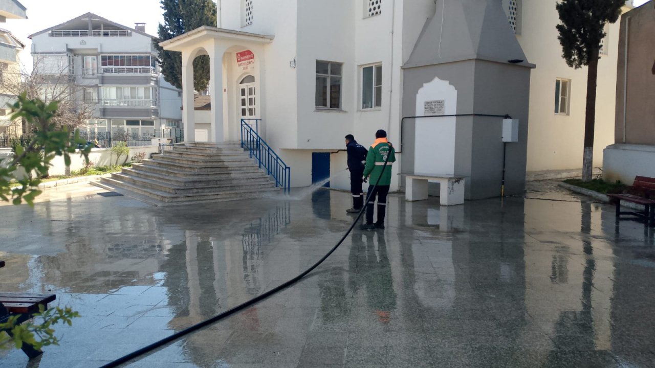 Keşan’da bayram öncesi cami ve mezarlıklar temizleniyor