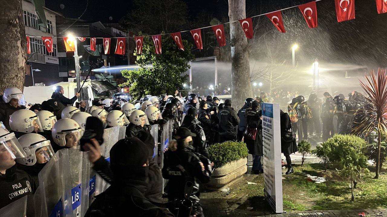 Kocaeli’deki izinsiz gösterilerde gözaltına alınan 69 kişiden 4’ü tutuklandı