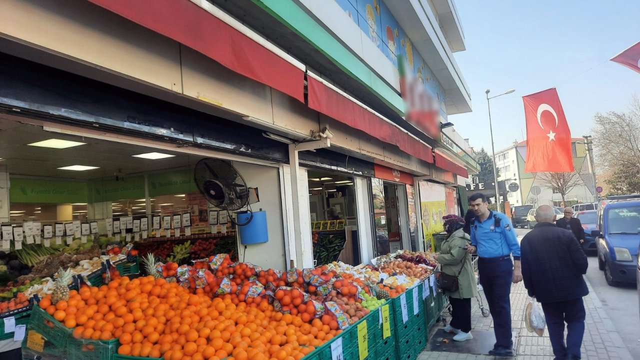 Osmangazi'de kaldırım işgali yapan işletmelere cezai işlem uygulandı