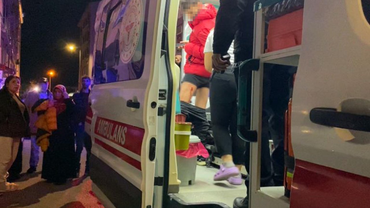 Tartıştığı erkek arkadaşını bıçakla yaraladı