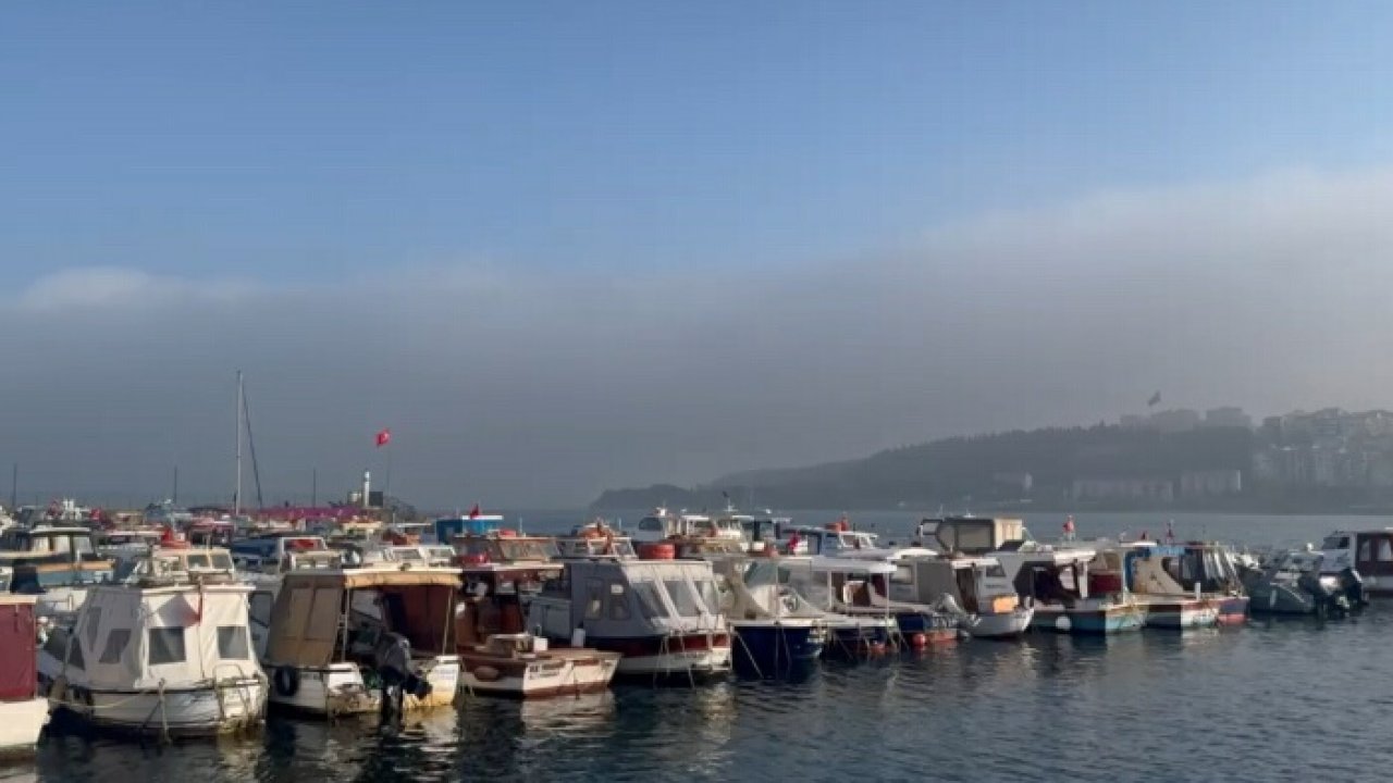 Çanakkale'de boğaz trafiğine 'sis' engeli