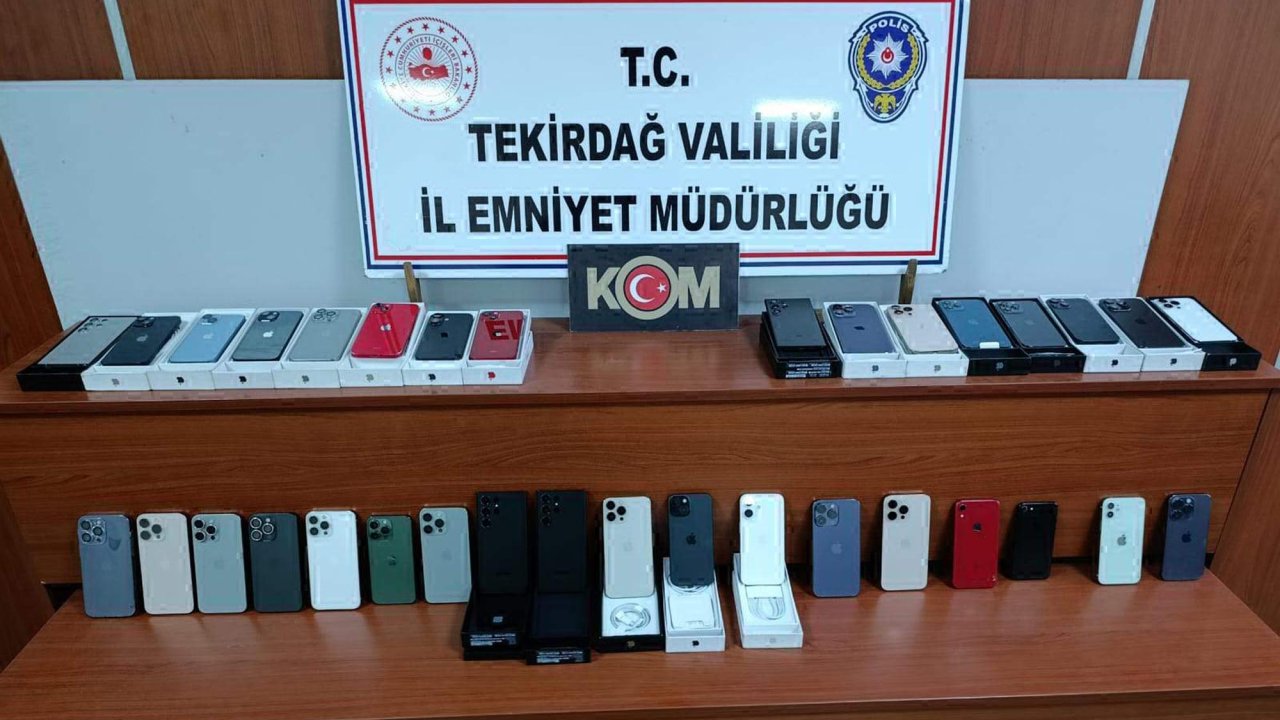 Çerkezköy'de 34 kayıt dışı telefon ele geçirildi