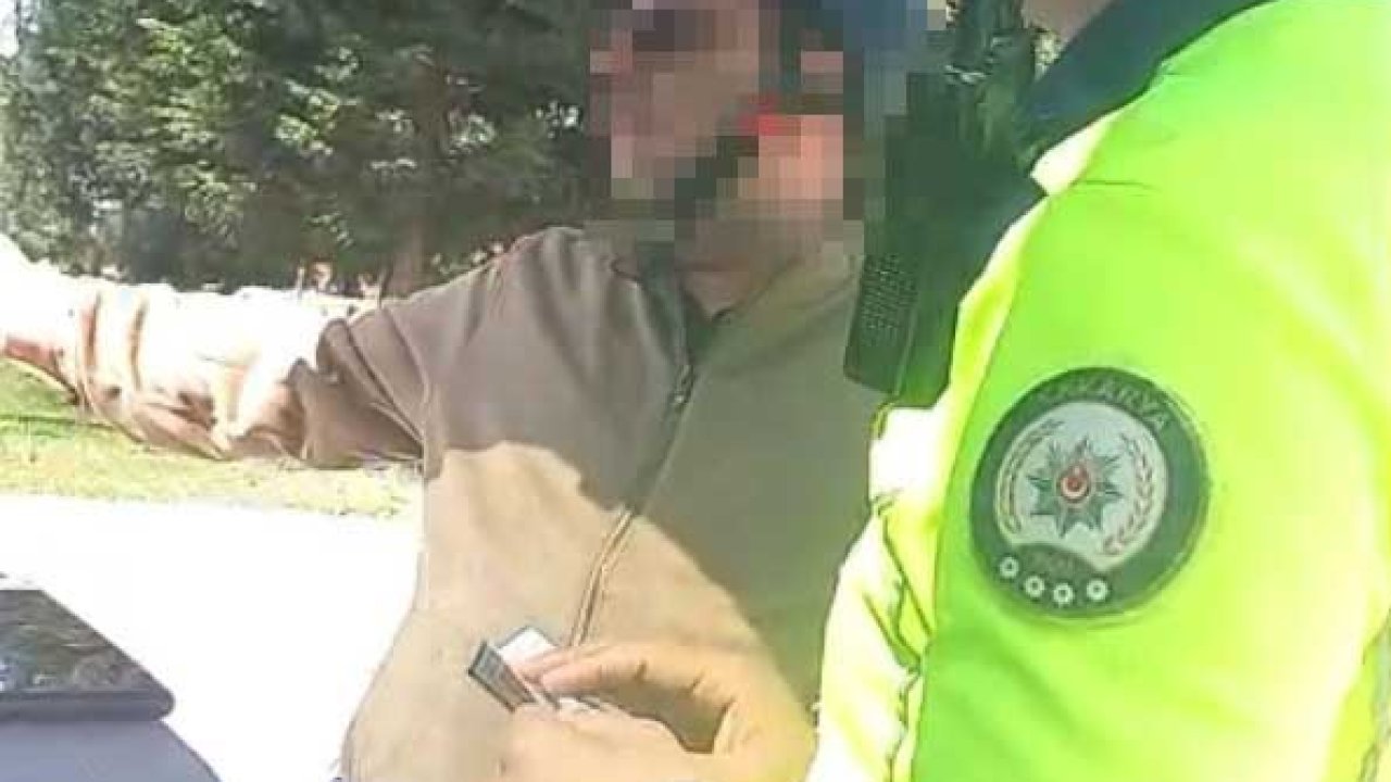 Kaldırımda motosiklet kullanan sürücüye 2 bin 167 lira ceza