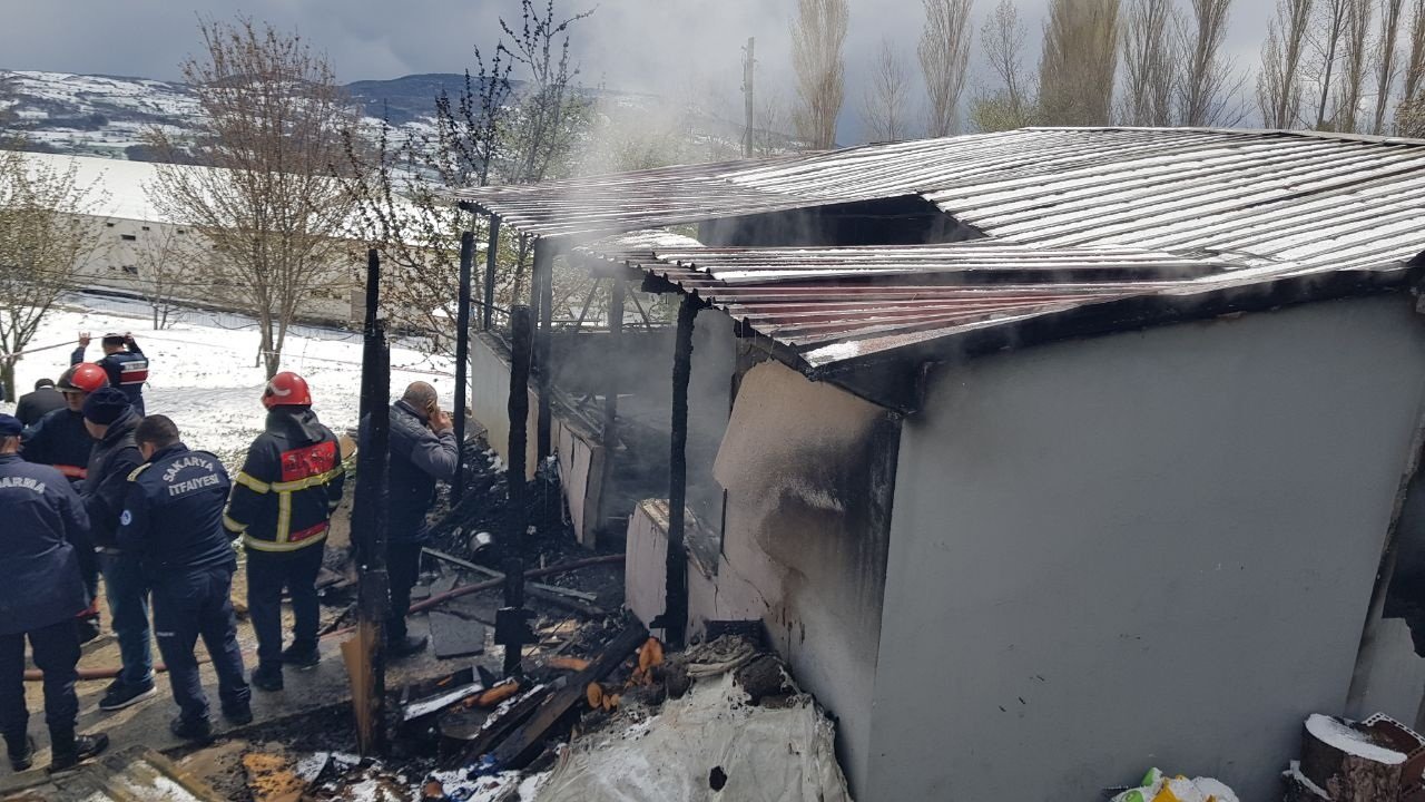 Yangında 2 çocuğunu kaybeden baba, memleketine dönmeyi planlıyormuş