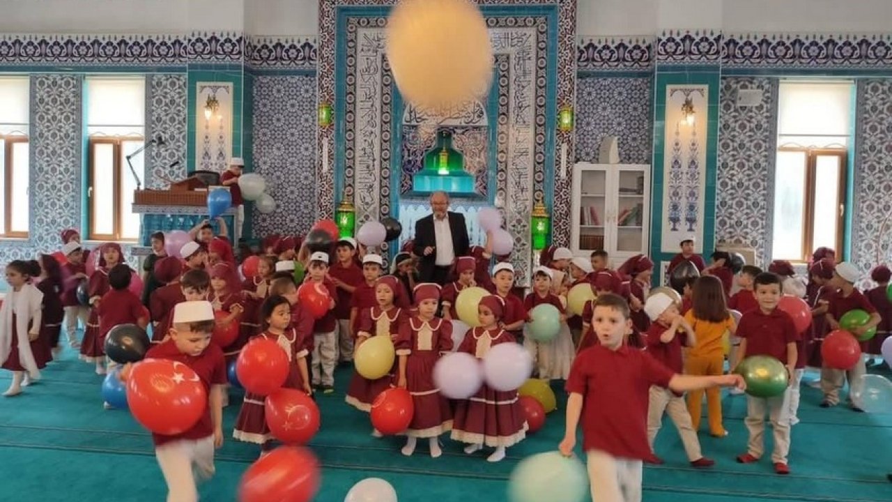 Pamukova'da minikler camide buluştu