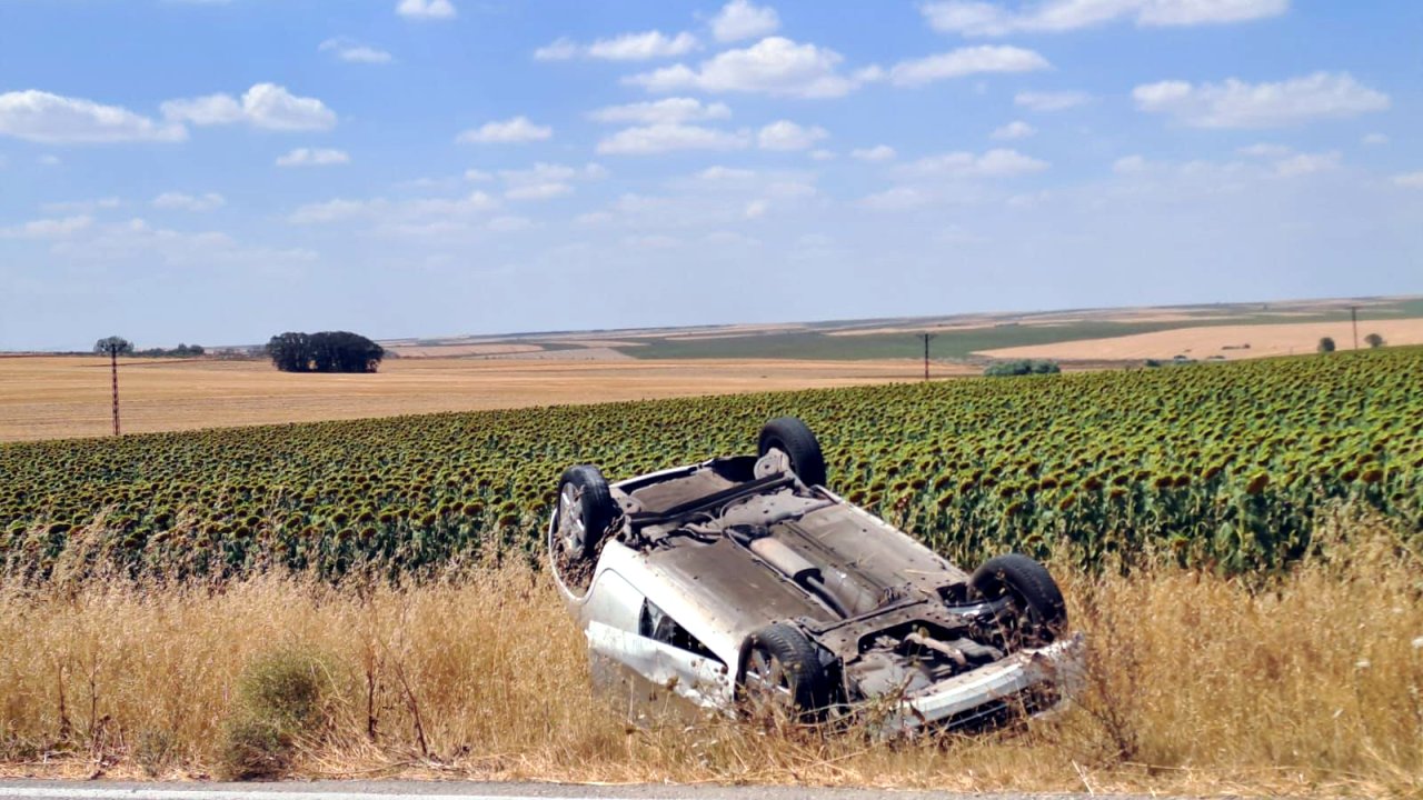 Tekirdağ’da kontrolden çıkan otomobil takla attı; 1 yaralı