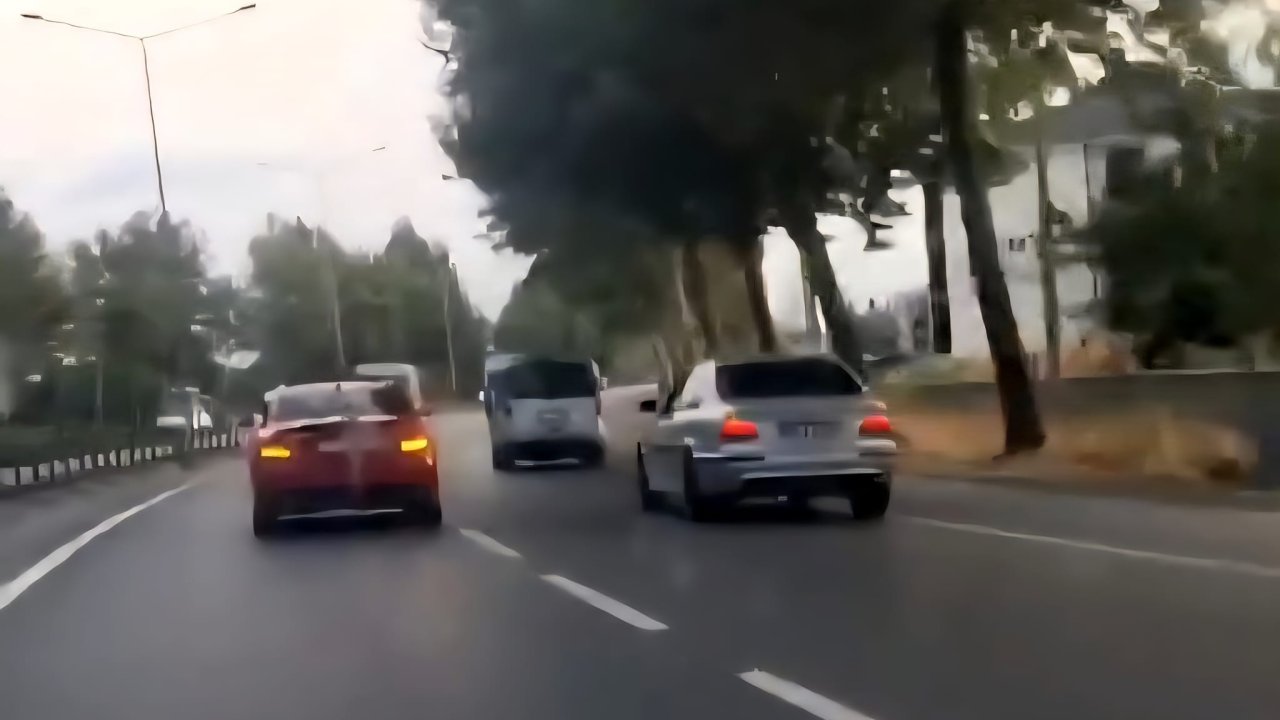 Düğün konvoyunda tehlikeli araç kullanan sürücüye 37 bin TL ceza