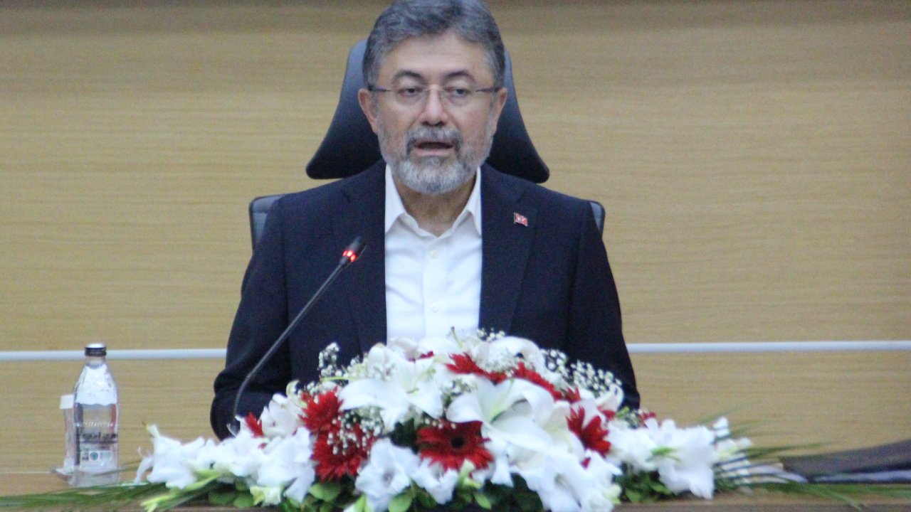 Bakan Yumaklı: Hassas davranmalıyız, çok küçük bir problemin devasa alanları yaktığını görüyoruz