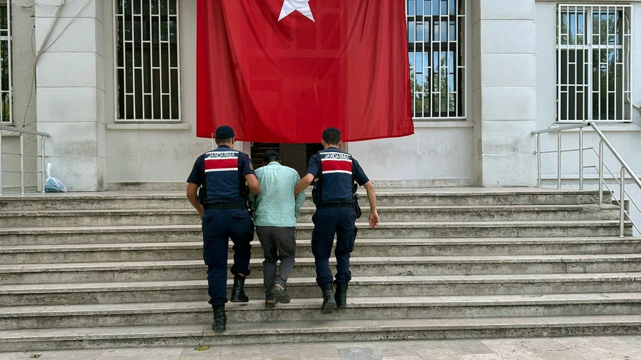Edirne’de kesinleşmiş hapis cezası olan 2 hükümlü yakalandı