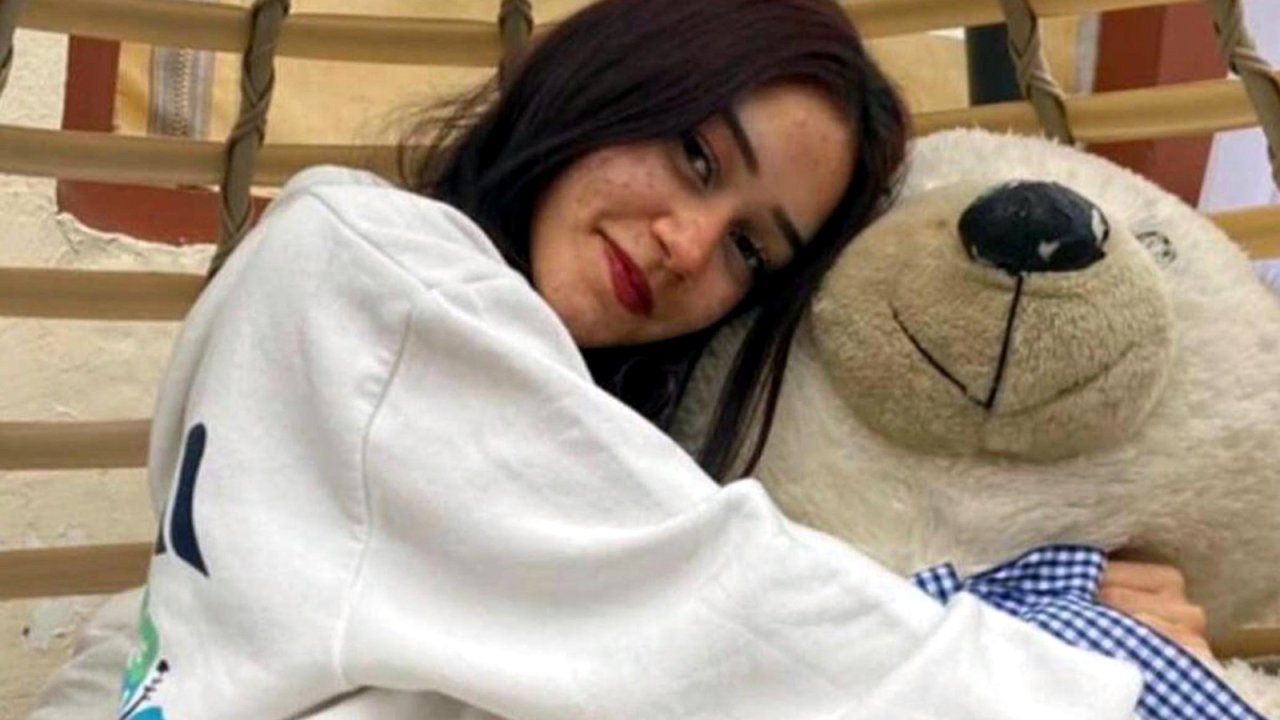 Gülden'i 30 bıçak darbesiyle öldüren 15 yaşındaki sanığa indirimsiz 20 yıl hapis