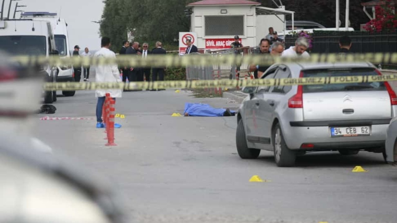 Yalova Adliyesi önünde silahlı kavga: 1 ölü, 1 yaralı