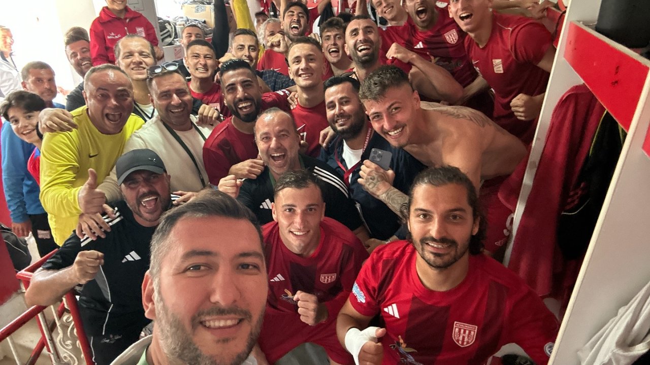 Ayvalıkgücü sol şeritte
