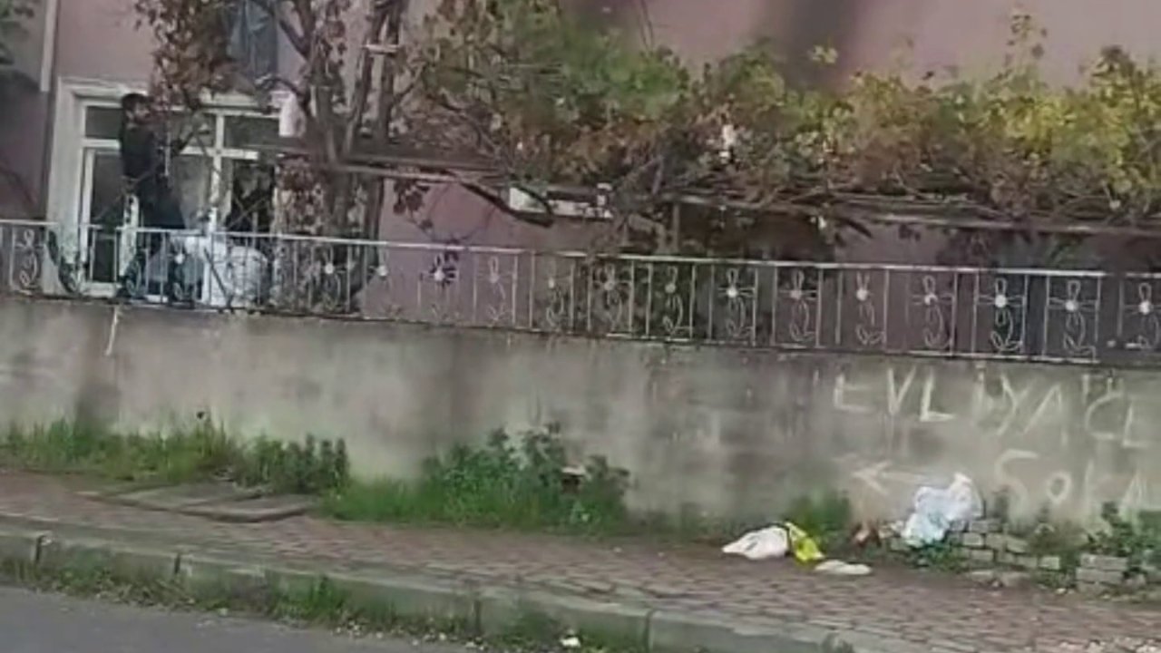 Alacaklı olduğunu iddia edip işçilerin kaldığı binada yangın çıkardı