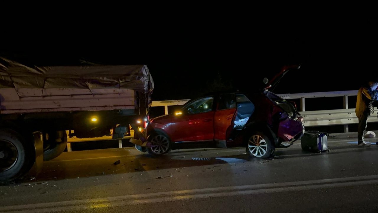 Bursa'da zincirleme kaza: 2'si çocuk 3 yaralı