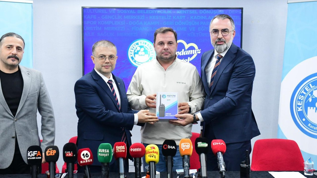 Kestel Belediyesi'nden muhtarlara, afetlerde haberleşme telsizi