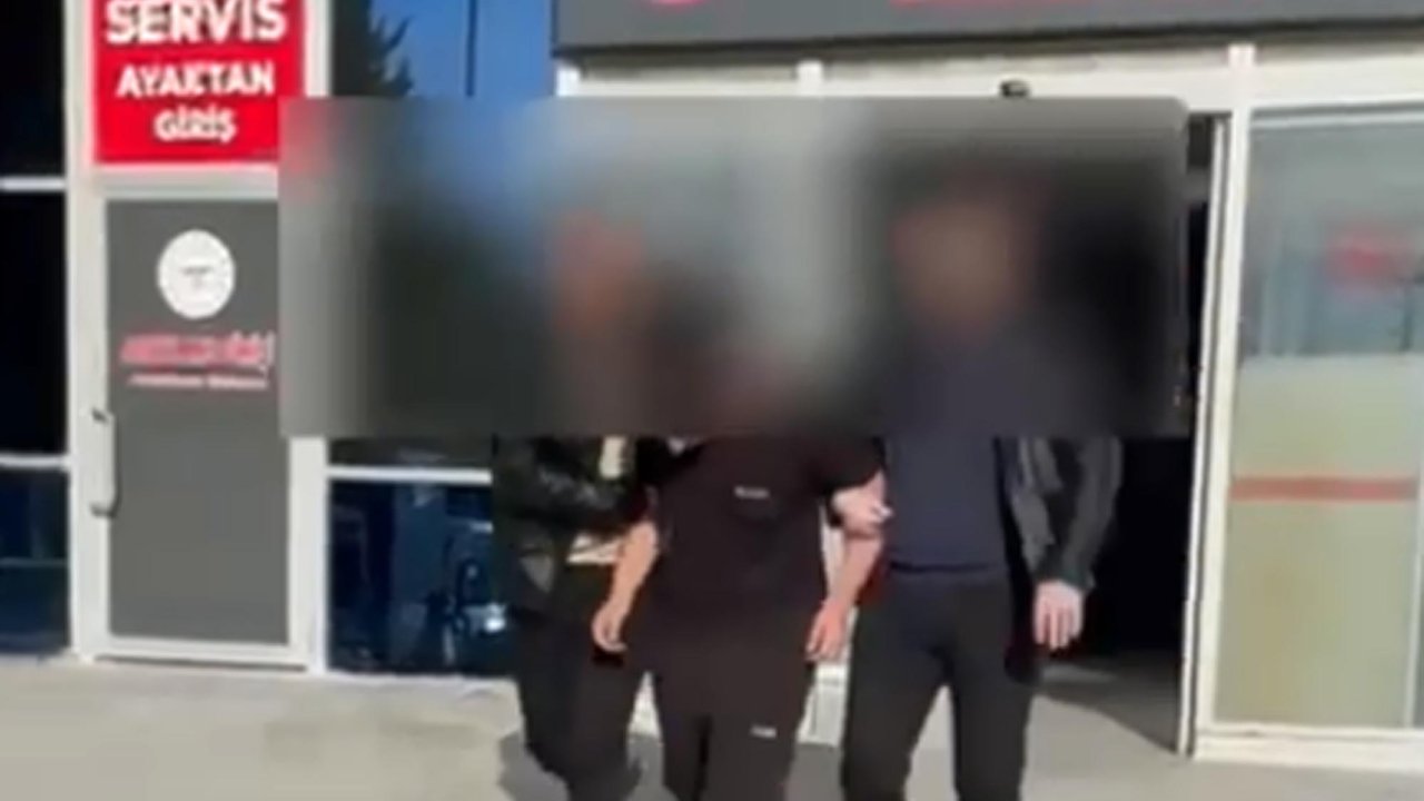 Kur'an'ı Kerim ve Türk bayrağı yakmaya çalışan şüpheli gözaltında