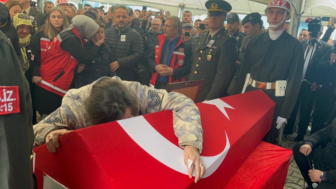 Şehit Astsubay Başçavuş Akın Karakuş'un cenazesi memleketi Sakarya'da