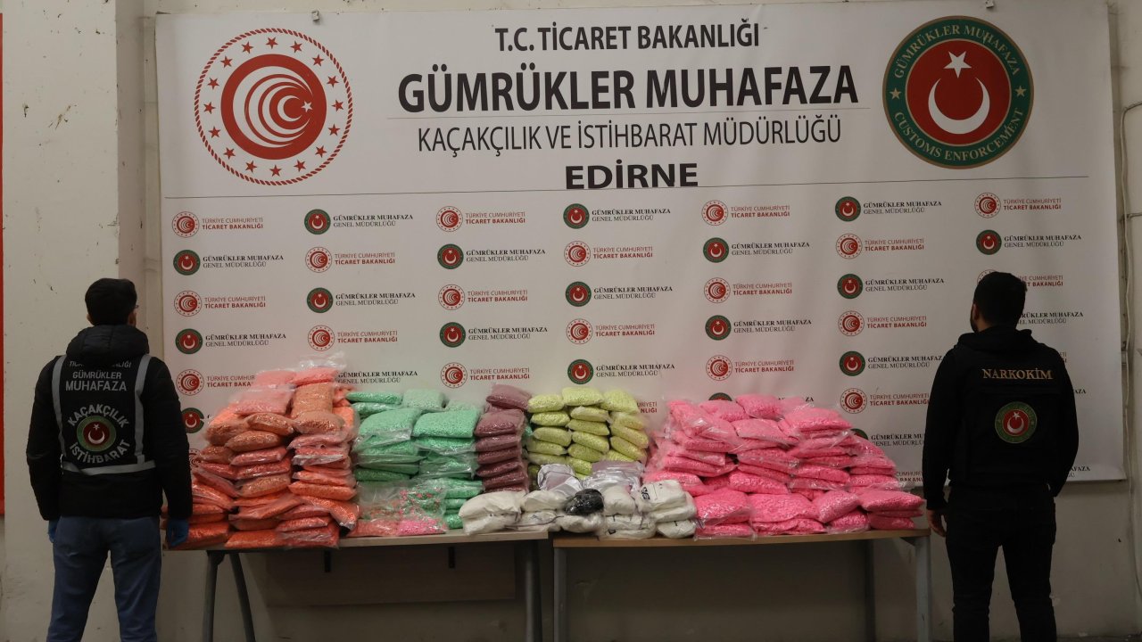Kapıkule'de otomobilde 22 kilo esrar ele geçirildi