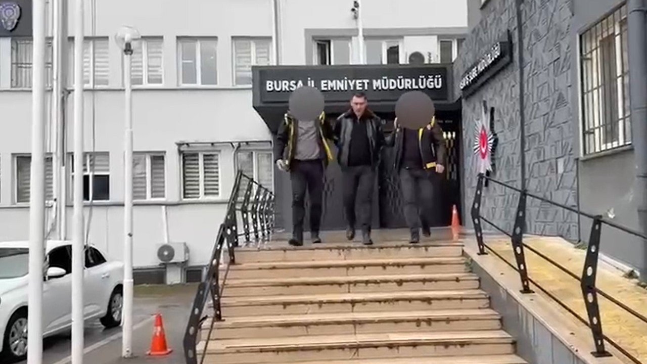 Bursa’da kayınpederin öldüğü silahlı kavganın yeni görüntüleri ortaya çıktı