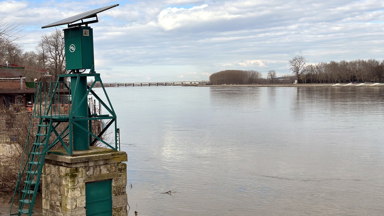 Edirne’de nehirlerin debileri düşüyor